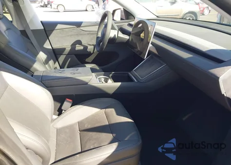 2026 Tesla Model Y Long Range Dual Motor All-Wheel Drive/Long Range Launch Series from USA, damaged, VIN 7SAYGDEE0TF438990